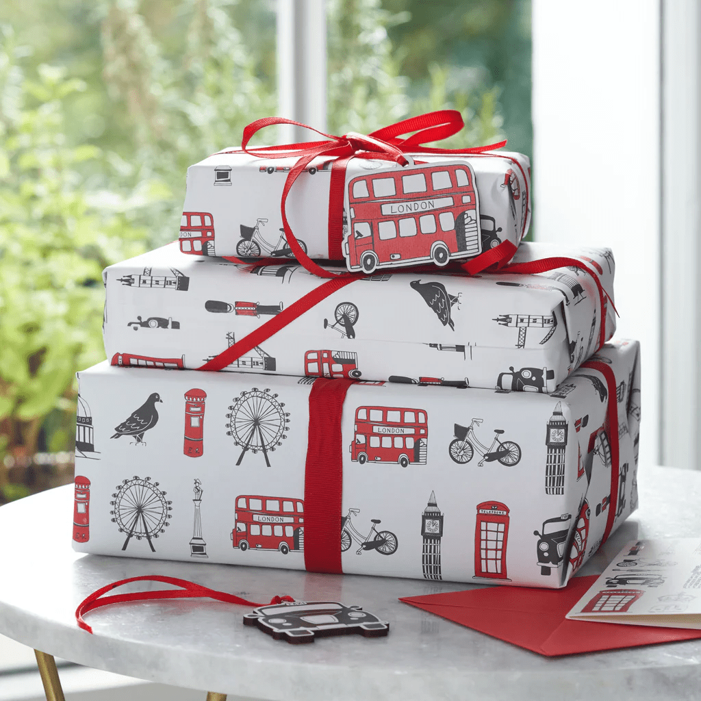 Gift Wrapping - Aiyana