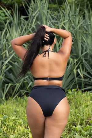one-size-fits-all-swimsuit-flexible-fit-swimwear